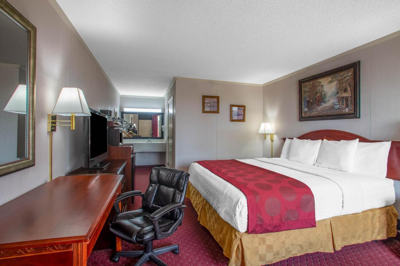 Ramada By Wyndham Branson Motel Exterior foto