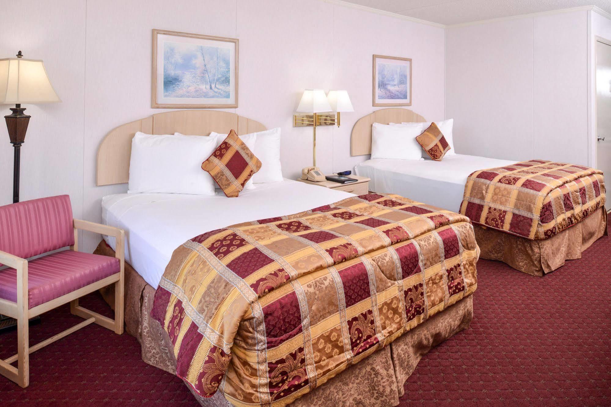 Ramada By Wyndham Branson Motel Exterior foto